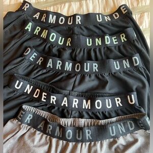 Under Armour shorts lot (5)